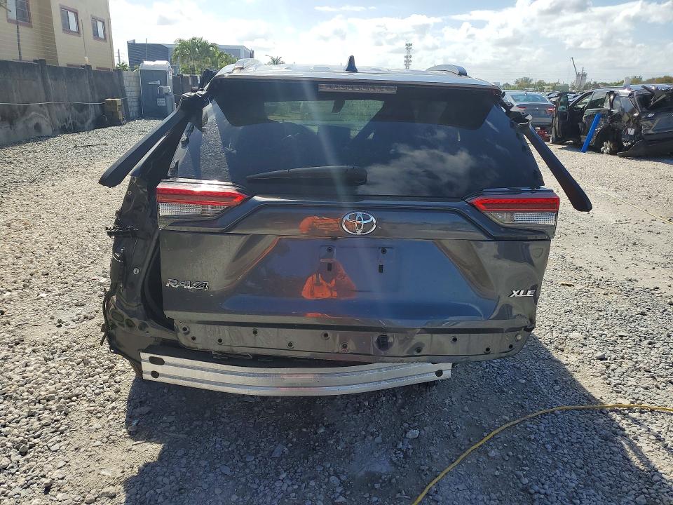 Продажа на аукционе авто 2021 Toyota Rav4, vin: 2T3W1RFV2MC158776, номер лота: 48277516