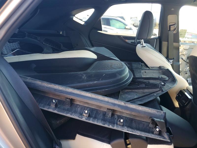 Продажа на аукционе авто 2022 Lexus Nx 350, vin: 2T2GGCEZ4NC013796, номер лота: 41815876