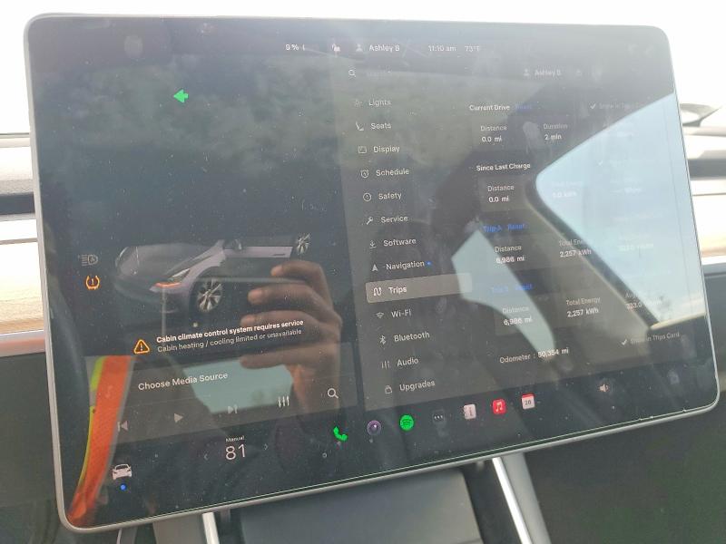 47781906 :رقم المزاد ، 5YJYGDEE2MF067068 vin ، 2021 Tesla Model Y مزاد بيع