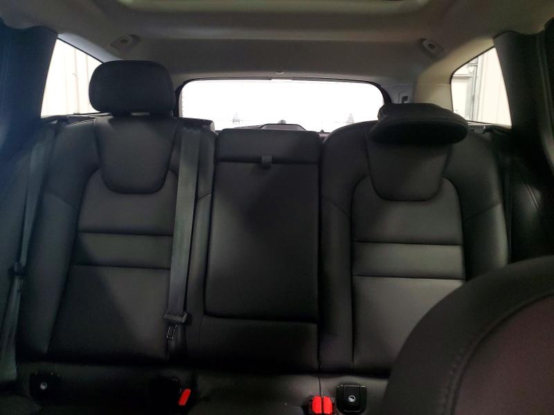 46267116 :رقم المزاد ، YV4L12WK0S2148992 vin ، 2025 Volvo V60 Cross Country مزاد بيع