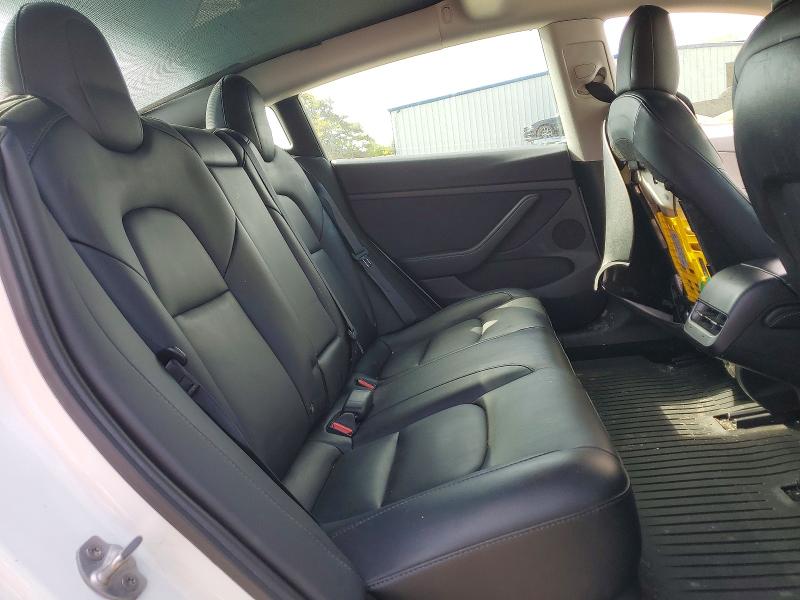47914236 :رقم المزاد ، 5YJ3E1EA8MF015858 vin ، 2021 Tesla Model 3 مزاد بيع