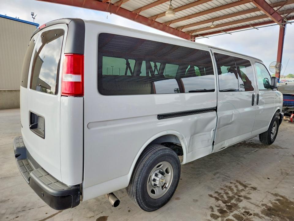 Продаж на аукціоні авто 2023 Chevrolet Express G3500, vin: 1GAZGNFP3P1206060, номер лоту: 47130316
