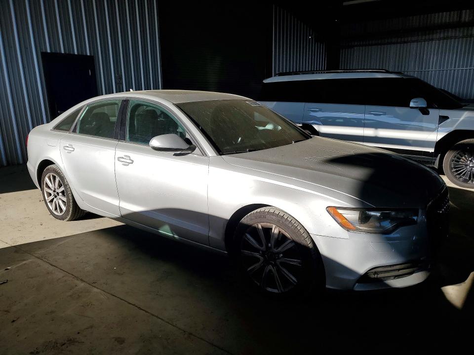 Продаж на аукціоні авто 2014 Audi A6, vin: WAUDFAFC2EN158743, номер лоту: 46758136