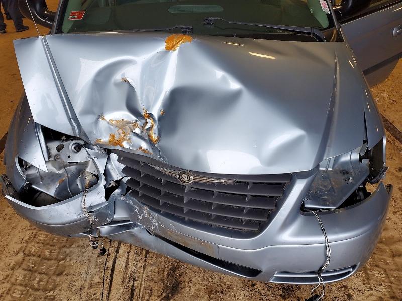 2005 Chrysler Town & Country მანქანა იყიდება აუქციონზე, vin: 1C4GP45R65B438302, აუქციონის ნომერი: 79495795
