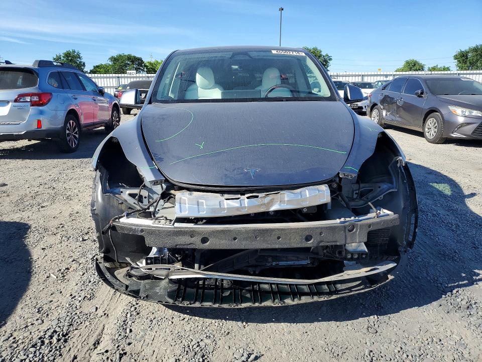 46902716 :رقم المزاد ، 7SAYGDEEXRF116480 vin ، 2024 Tesla Model Y مزاد بيع