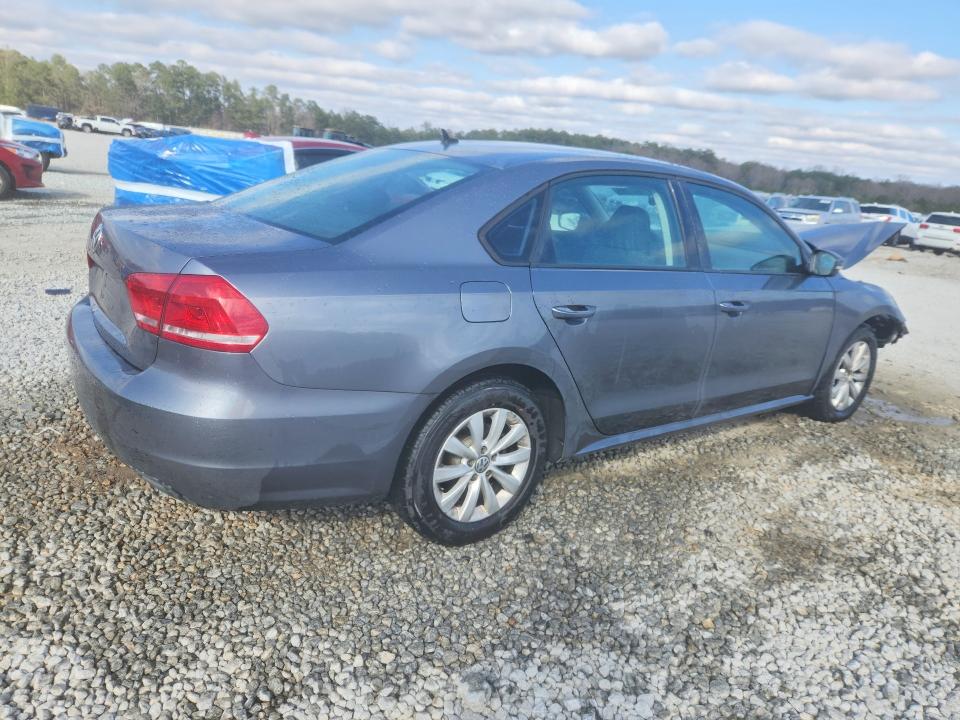 79641205 :رقم المزاد ، 1VWAH7A35DC120201 vin ، 2013 Volkswagen Passat مزاد بيع