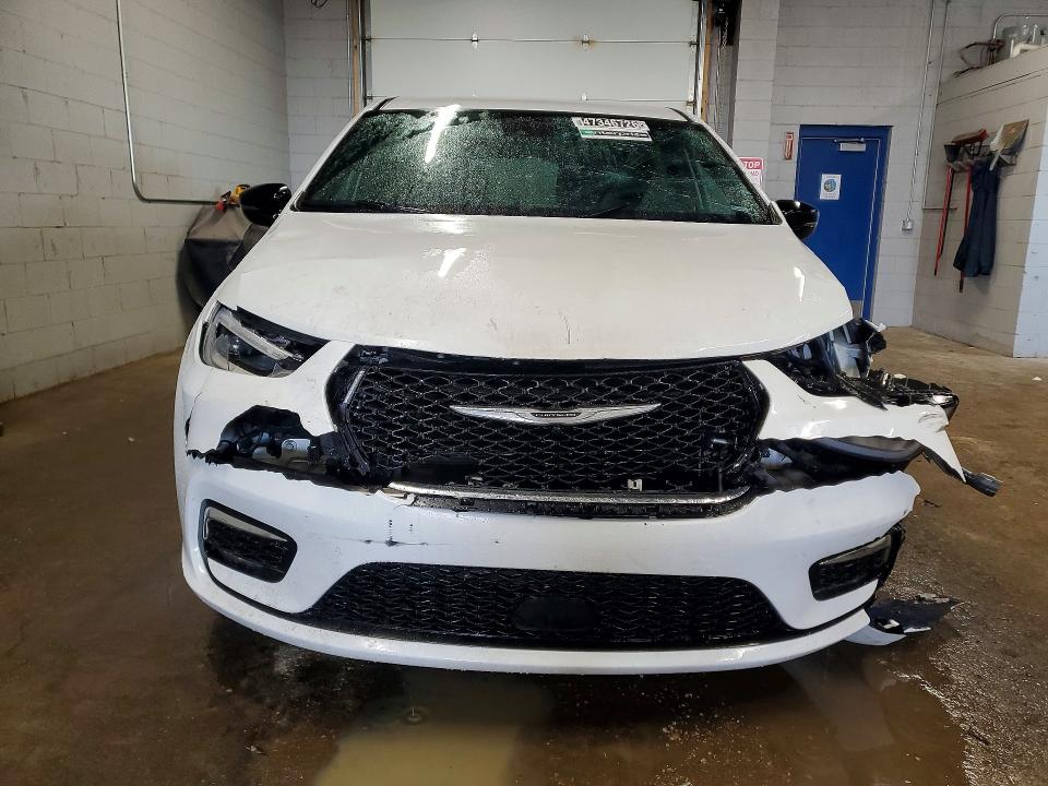 2025 Chrysler Pacifica მანქანა იყიდება აუქციონზე, vin: 2C4RC1BG3SR526324, აუქციონის ნომერი: 47346726