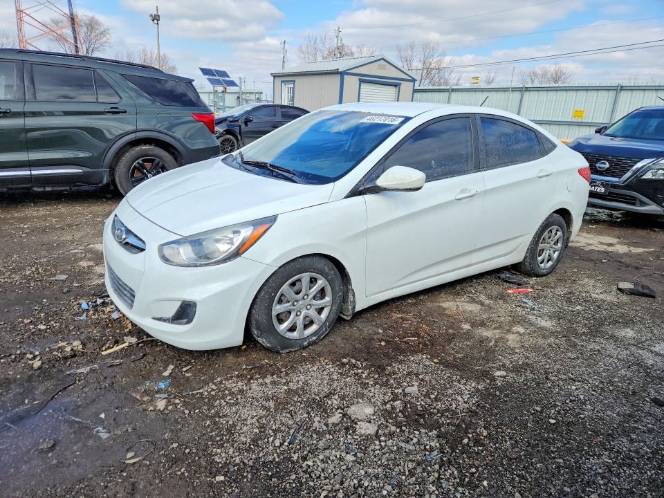 46217016 :رقم المزاد ، KMHCT4AE2DU411464 vin ، 2013 Hyundai Accent مزاد بيع