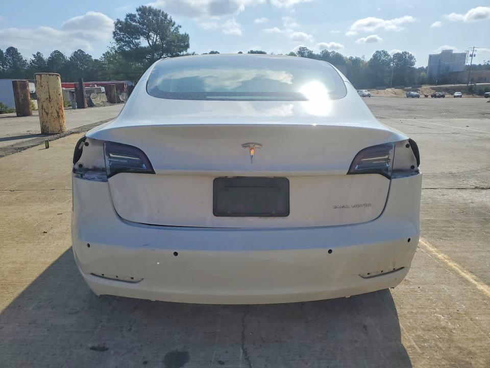 46824616 :رقم المزاد ، 5YJ3E1EB7NF187499 vin ، 2022 Tesla Model 3 مزاد بيع