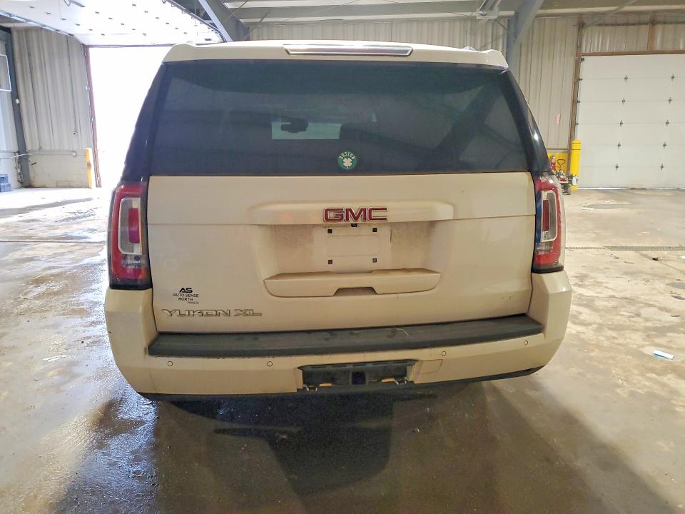 79132215 :رقم المزاد ، 1GKS2HKC1FR572373 vin ، 2015 Gmc Yukon Xl مزاد بيع