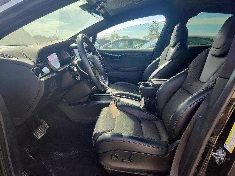 2018 Tesla Model X მანქანა იყიდება აუქციონზე, vin: 5YJXCAE27JF117826, აუქციონის ნომერი: 41907176