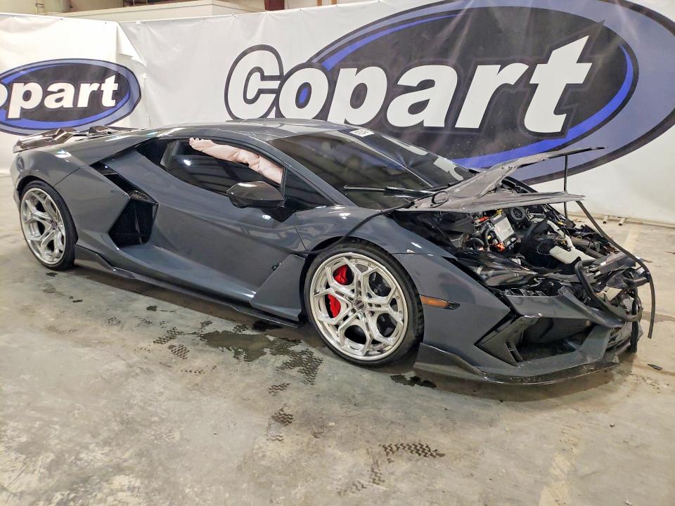 Продаж на аукціоні авто 2024 Lamborghini Revuelto, vin: ZHWUC1ZM5RLA00151, номер лоту: 41923406
