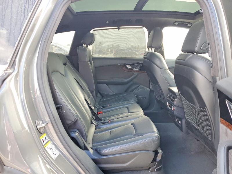 42047046 :رقم المزاد ، WA1VABF72JD009581 vin ، 2018 Audi Q7 مزاد بيع