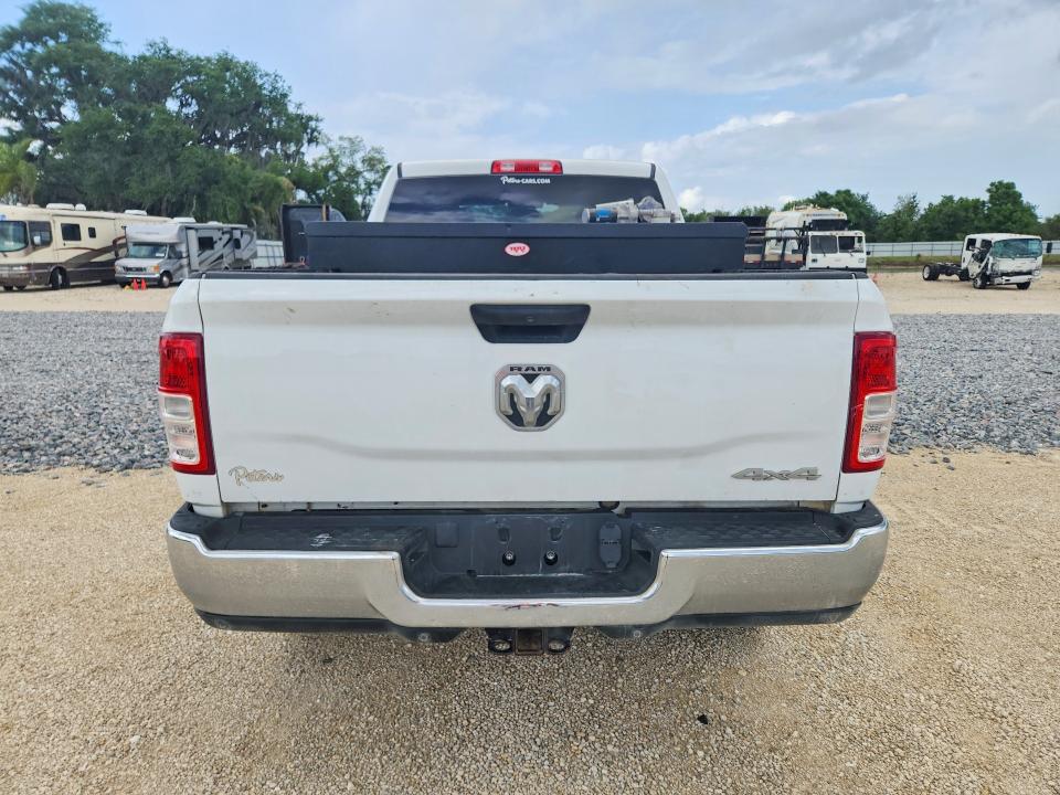 Продажа на аукционе авто 2022 Ram 2500, vin: 3C6UR5CJXNG367796, номер лота: 46994656