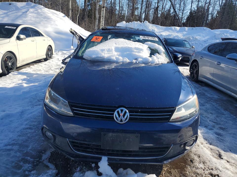 78101765 :رقم المزاد ، 3VWDL7AJ2EM377682 vin ، 2014 Volkswagen Jetta مزاد بيع