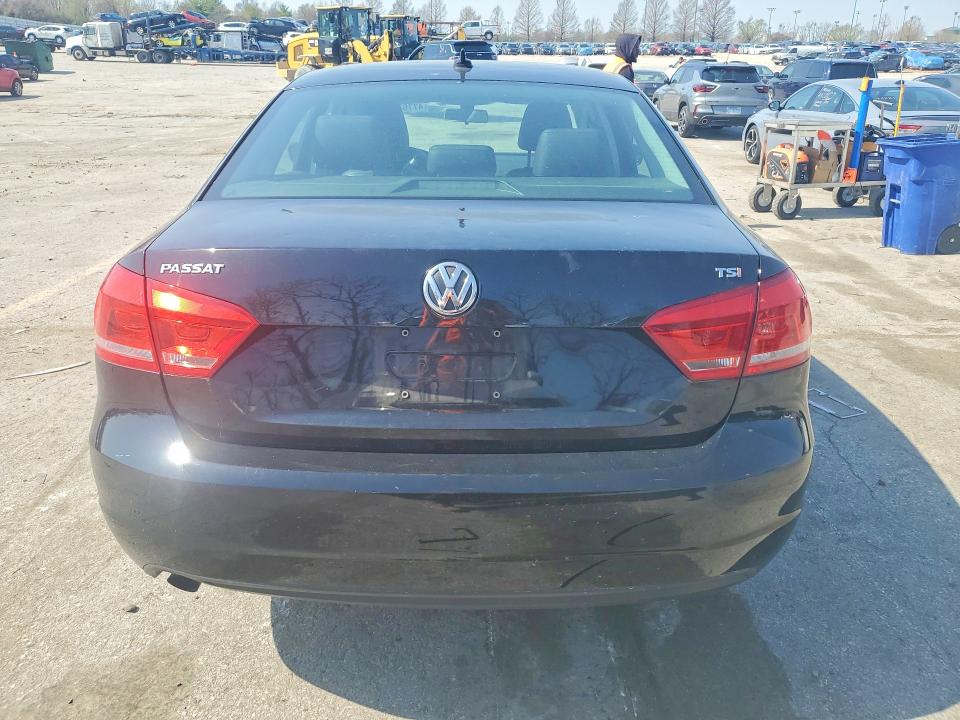47763366 :رقم المزاد ، 1VWAS7A39FC114017 vin ، 2015 Volkswagen Passat مزاد بيع
