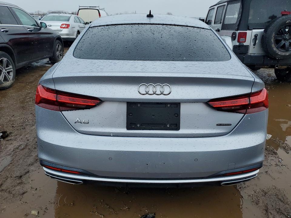 2021 Audi A5 მანქანა იყიდება აუქციონზე, vin: WAUABCF52MA021318, აუქციონის ნომერი: 45604706
