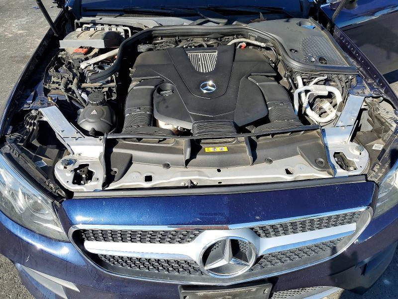 79065925 :رقم المزاد ، WDD1J6FB2JF026956 vin ، 2018 Mercedes-benz E مزاد بيع