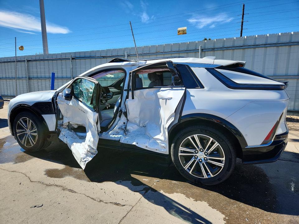 Продаж на аукціоні авто 2025 Cadillac Lyriq, vin: 1GYKPNRL3SZ304673, номер лоту: 46464916