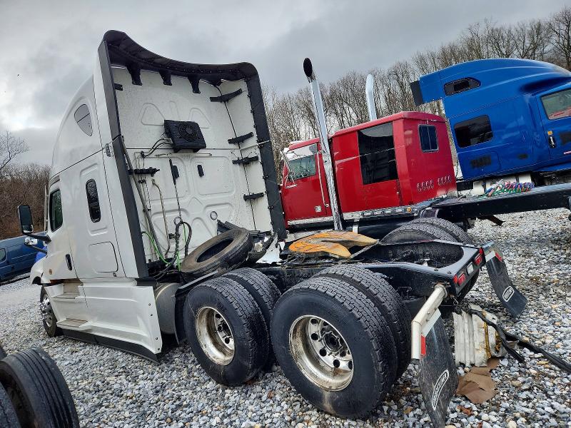 Продажа на аукционе авто 2025 Freightliner Cascadia 126, vin: 3AKJHHDR1SSVW4985, номер лота: 74551555