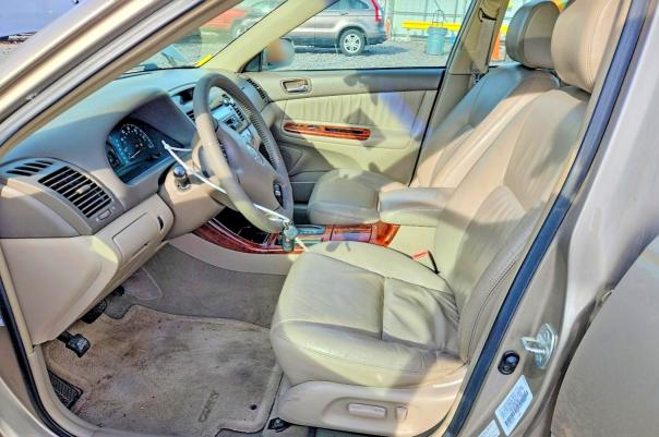47107016 :رقم المزاد ، 4T1BE30K93U209209 vin ، 2003 Toyota Camry مزاد بيع