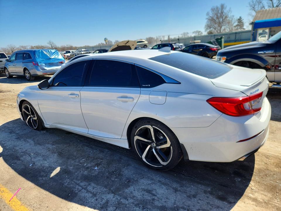 2019 Honda Accord მანქანა იყიდება აუქციონზე, vin: 1HGCV1E32KA100834, აუქციონის ნომერი: 45604386