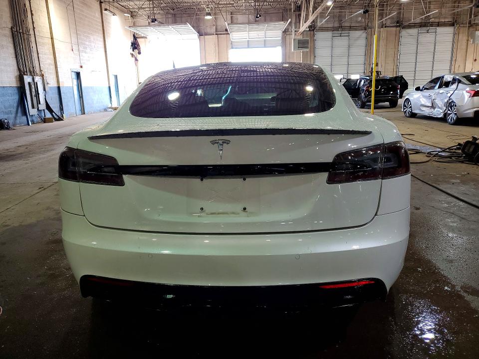 45813076 :رقم المزاد ، 5YJSA1E5XNF471601 vin ، 2022 Tesla Model S مزاد بيع