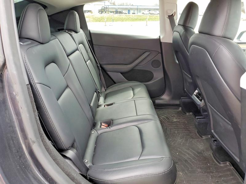 2024 Tesla Model Y მანქანა იყიდება აუქციონზე, vin: 7SAYGDEE7RA229686, აუქციონის ნომერი: 47892986