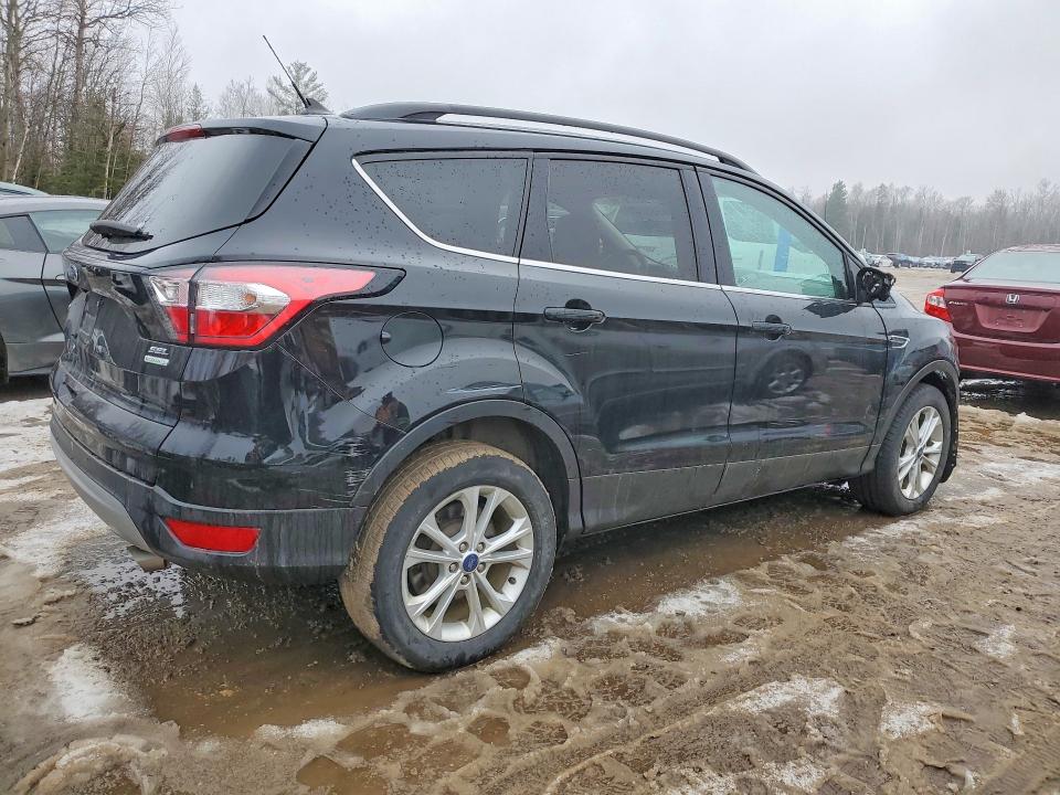 Продаж на аукціоні авто 2018 Ford Escape, vin: 1FMCU0HD0JUC80789, номер лоту: 46820766