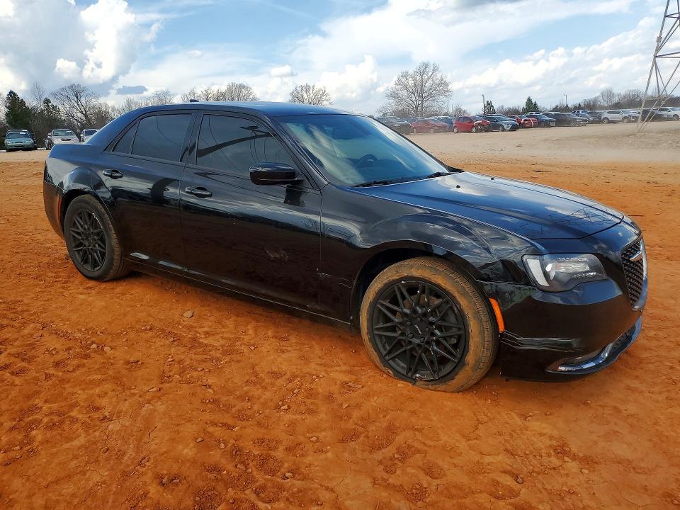 Продажа на аукционе авто 2019 Chrysler 300, vin: 2C3CCAGG4KH648702, номер лота: 41945726
