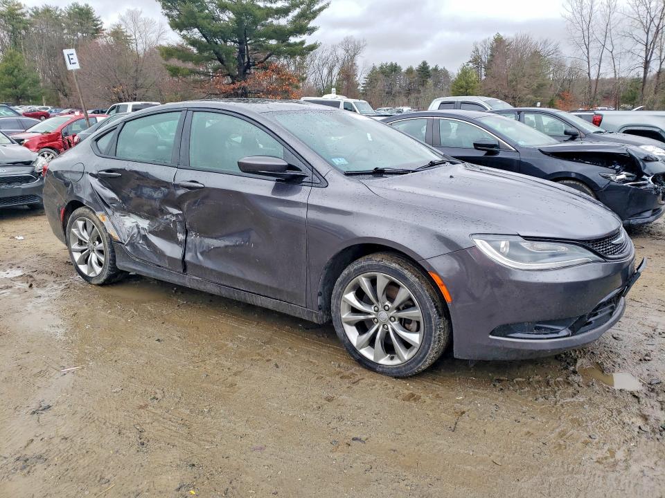 Продажа на аукционе авто 2015 Chrysler 200, vin: 1C3CCCBG4FN529189, номер лота: 46151026