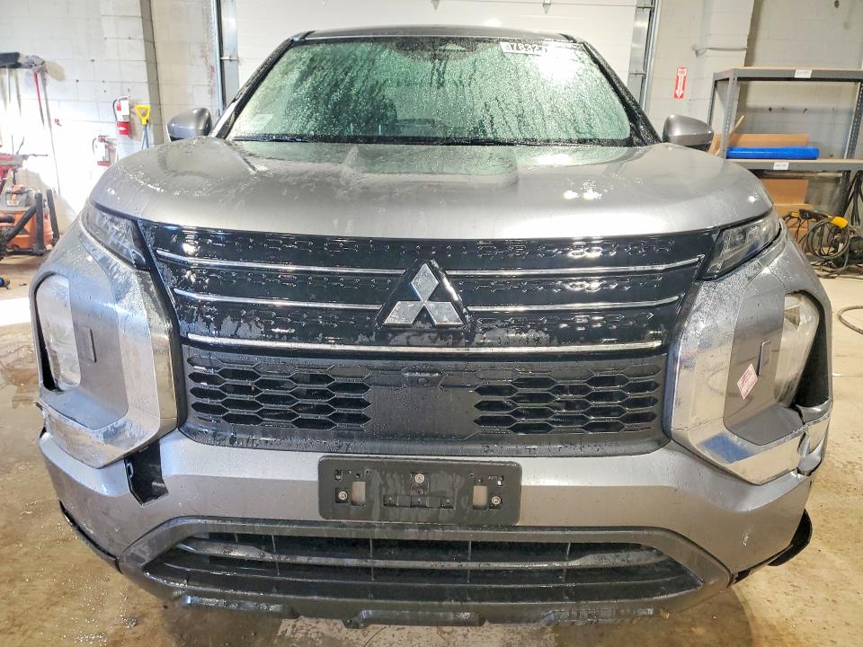 2023 Mitsubishi Outlander მანქანა იყიდება აუქციონზე, vin: JA4T5TA98PZ622259, აუქციონის ნომერი: 78327245