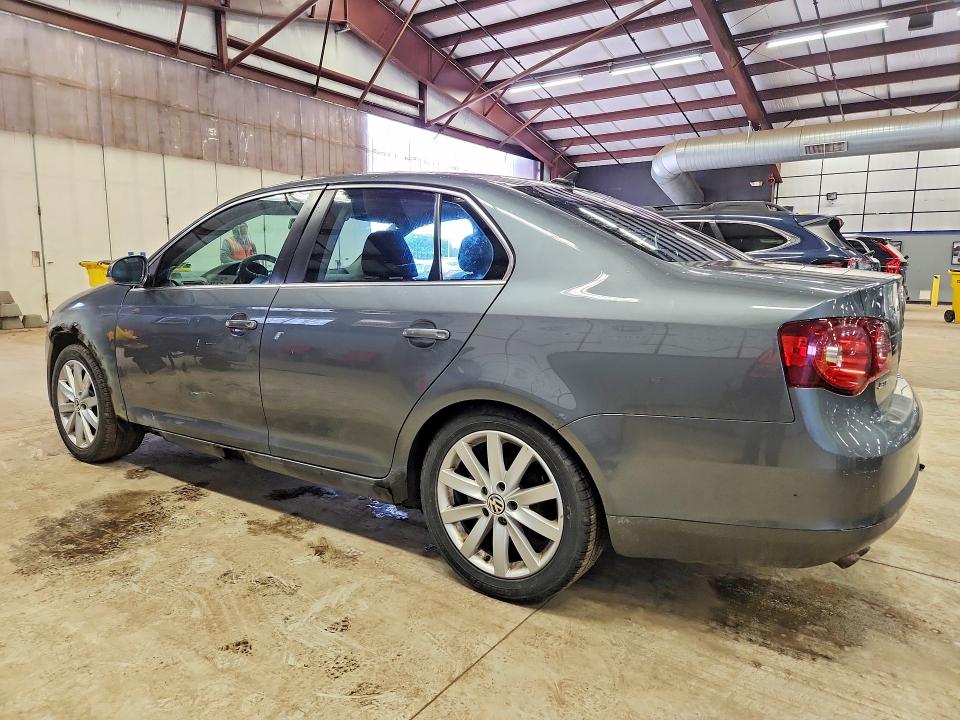 47333356 :رقم المزاد ، 3VWRL71K19M063624 vin ، 2009 Volkswagen Jetta مزاد بيع