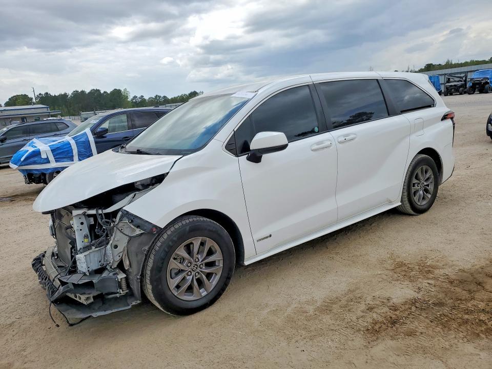 48127156 :رقم المزاد ، 5TDKRKECXMS034785 vin ، 2021 Toyota Sienna مزاد بيع