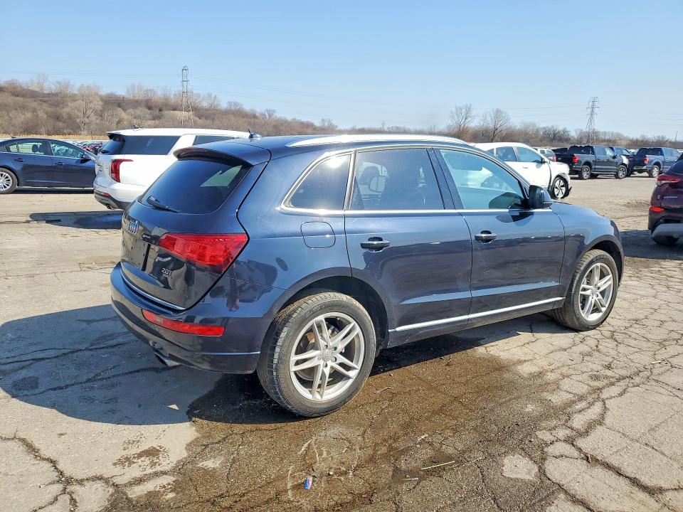 47644566 :رقم المزاد ، WA1LFAFP3FA078324 vin ، 2015 Audi Q5 مزاد بيع