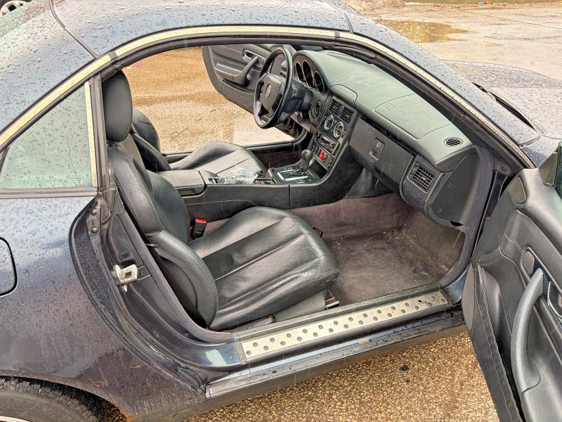 Aukcja sprzedaży 1998 Mercedes-benz Slk, vin: WDBKK47F2WF049774, numer aukcji: 46003586