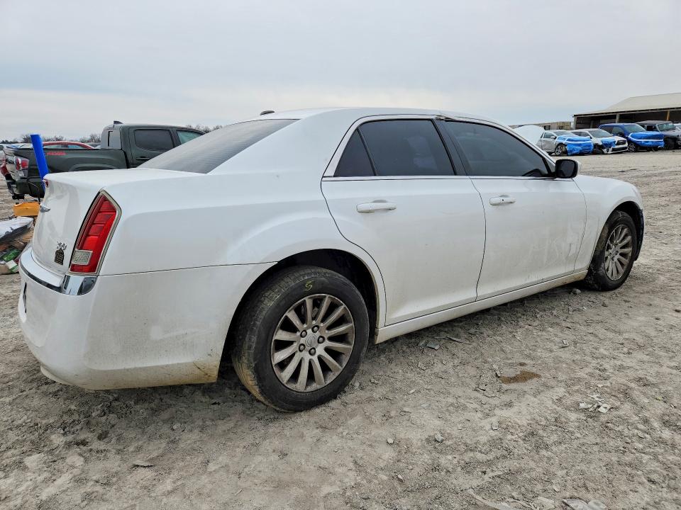 2011 Chrysler 300 მანქანა იყიდება აუქციონზე, vin: 2C3CA4CG0BH528571, აუქციონის ნომერი: 79418015