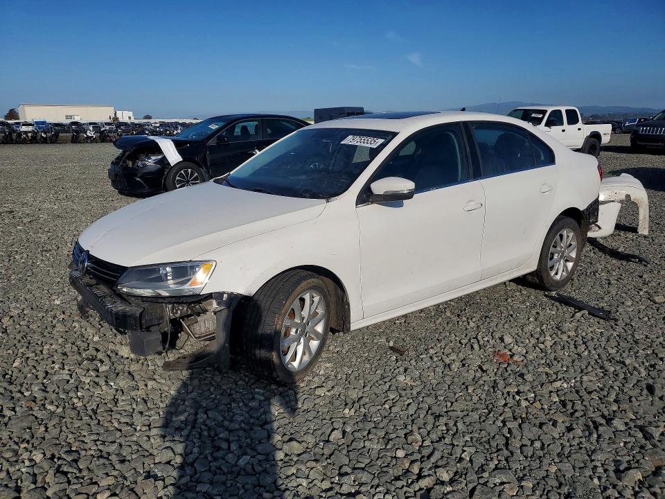 79755535 :رقم المزاد ، 3VWDP7AJ5DM284920 vin ، 2013 Volkswagen Jetta مزاد بيع