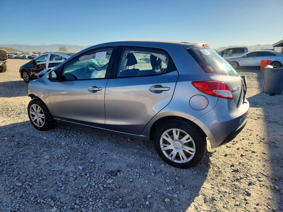 2014 Mazda Mazda2 მანქანა იყიდება აუქციონზე, vin: JM1DE1KZ0E0188191, აუქციონის ნომერი: 47396486