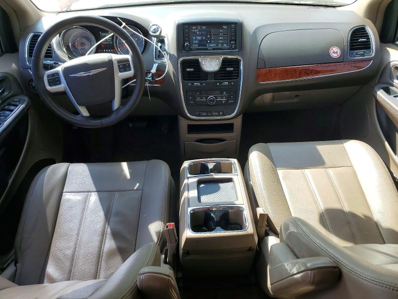 47744606 :رقم المزاد ، 2C4RC1BG1GR261586 vin ، 2016 Chrysler Town & Country مزاد بيع