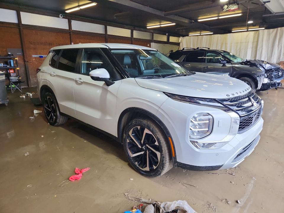 Продаж на аукціоні авто 2024 Mitsubishi Outlander, vin: JA4J4VA81RZ038642, номер лоту: 41798776