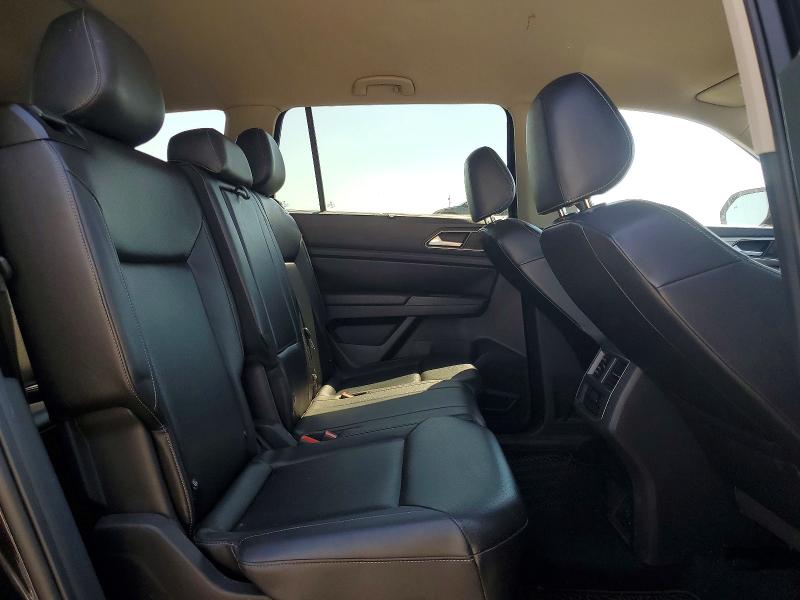 46914116 :رقم المزاد ، 1V2KR2CA1JC523427 vin ، 2018 Volkswagen Atlas مزاد بيع