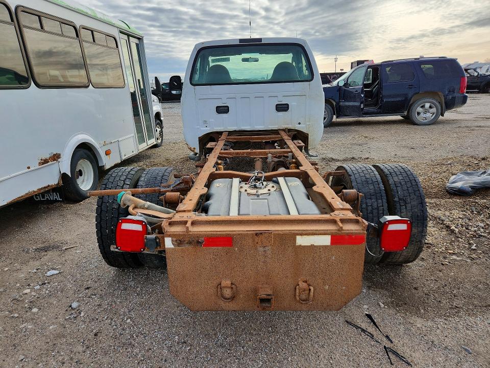 Продажа на аукционе авто 2004 Ford F550, vin: 1FDAF57PX4EB46977, номер лота: 79939995