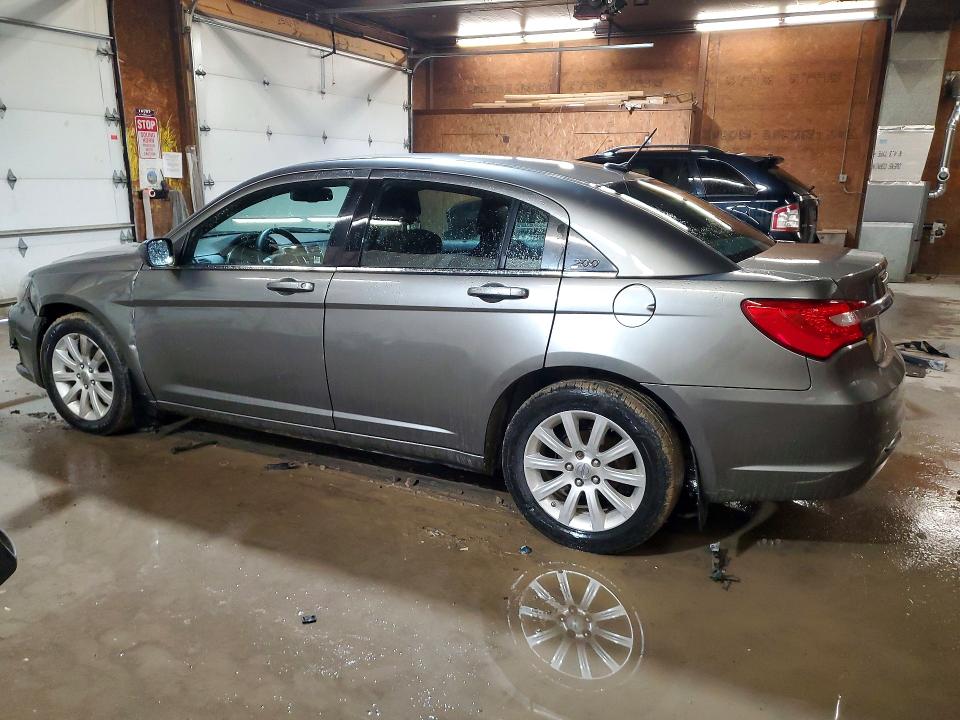 Продажа на аукционе авто 2013 Chrysler 200, vin: 1C3CCBBBXDN568221, номер лота: 79818115