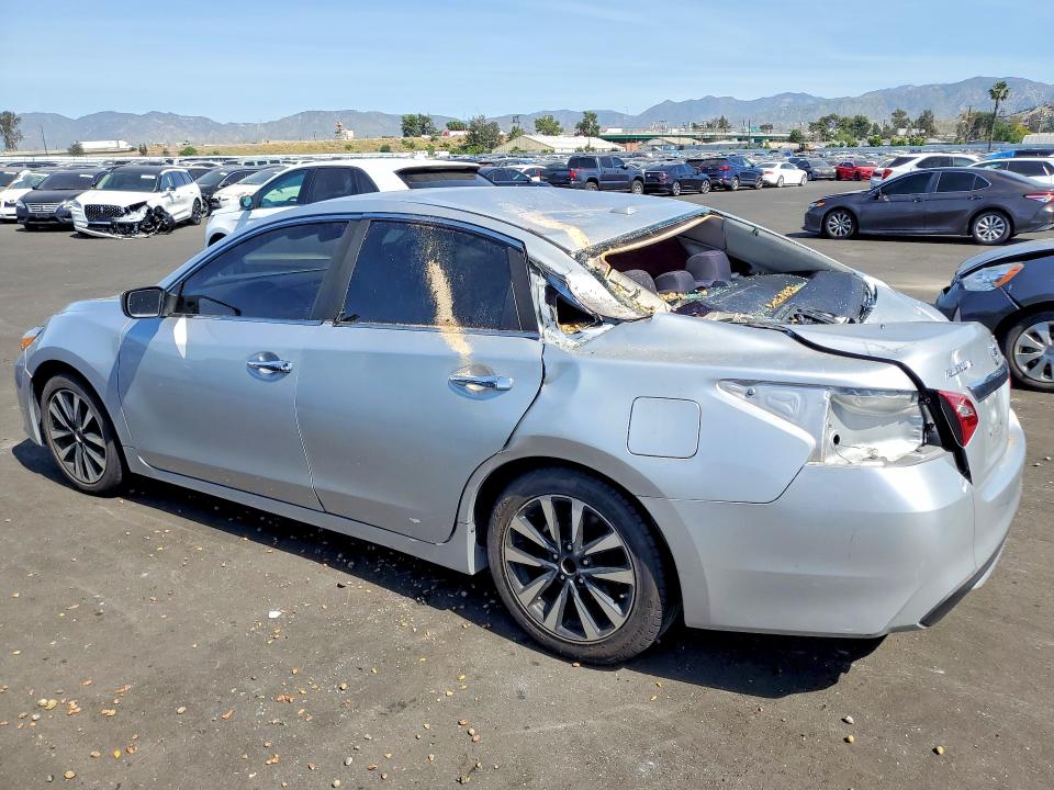 Продажа на аукционе авто 2018 Nissan Altima, vin: 1N4AL3AP7JC275251, номер лота: 45742576