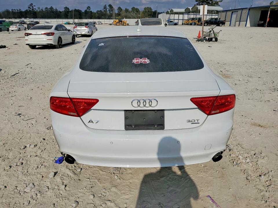 Продаж на аукціоні авто 2013 Audi A7, vin: WAUYGAFC5DN103586, номер лоту: 47865216
