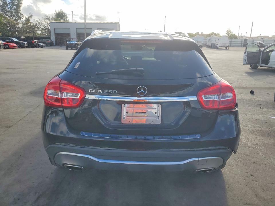 Aukcja sprzedaży 2018 Mercedes-benz Gla, vin: WDCTG4EB7JJ530353, numer aukcji: 51914876