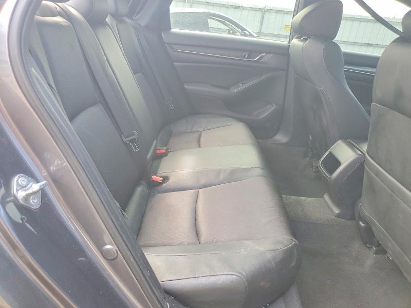 47318996 :رقم المزاد ، 1HGCV1F31LA097053 vin ، 2020 Honda Accord مزاد بيع