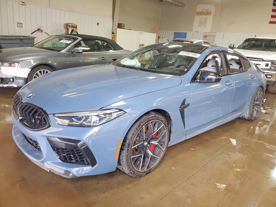 47392186 :رقم المزاد ، WBSGV0C09NCH48923 vin ، 2022 Bmw M8 مزاد بيع