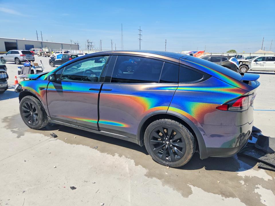 48122326 :رقم المزاد ، 5YJXCBE23JF090047 vin ، 2018 Tesla Model X مزاد بيع